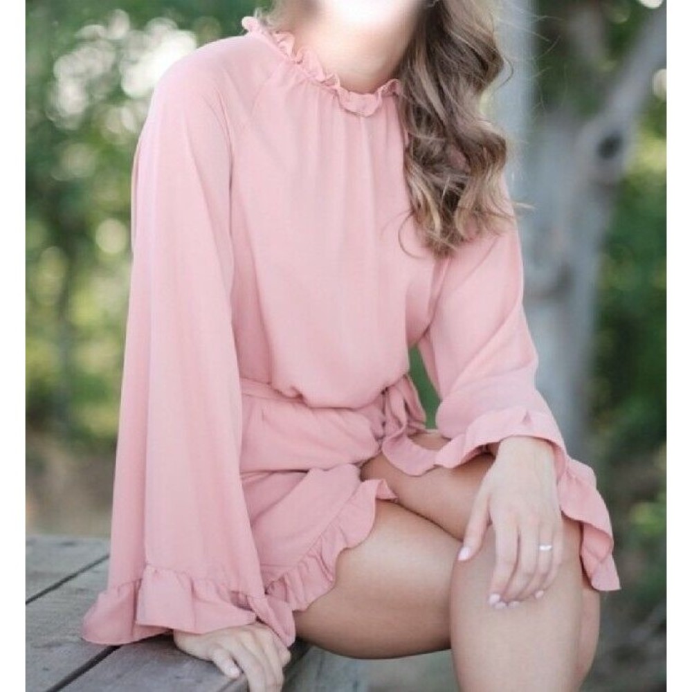 Gianni Bini Womens Short Romper Ruffled Salmon Size Small - Picture 2 of 12